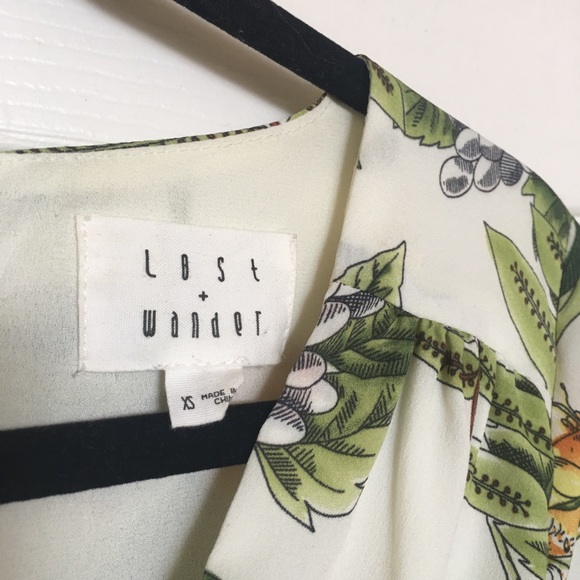 NWOT Lost + Wander  Limonada Wrap Dress Small - Picture 4 of 11